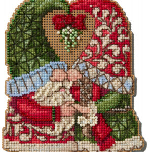 Mistletoe Couple Gnomes