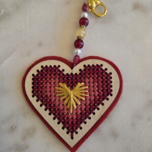 Holiday Heart Ornament kit - Red